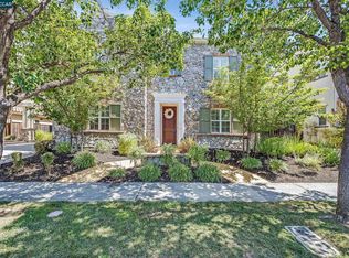 1066 S Wedgewood Rd, San Ramon, CA 94582