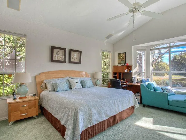 7101 Victoria Cir — Photo 22