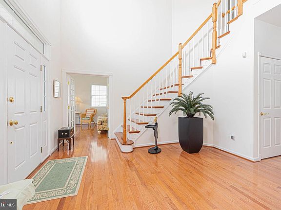 2nd image of 38358 Virginia Dr