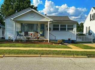 1804 Grand Ave, Washington, IN 47501