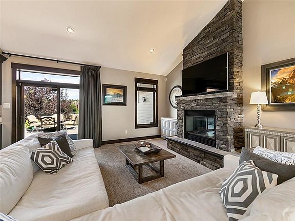 3rd image of 4243 Brandywood Dr