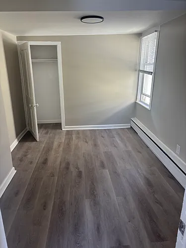 1646 Main St #3 Photo 1