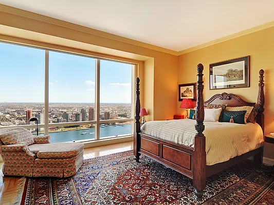 Sold by Sotheby's International Realty | media 8