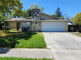 133 Forest Hill Dr, Los Gatos, CA 95032