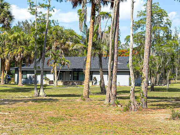 4th image of 1464 Clydesdale Drive