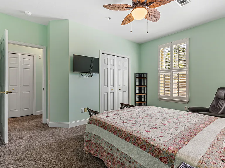 565 Rarity Bay Pkwy #206 — Photo 16