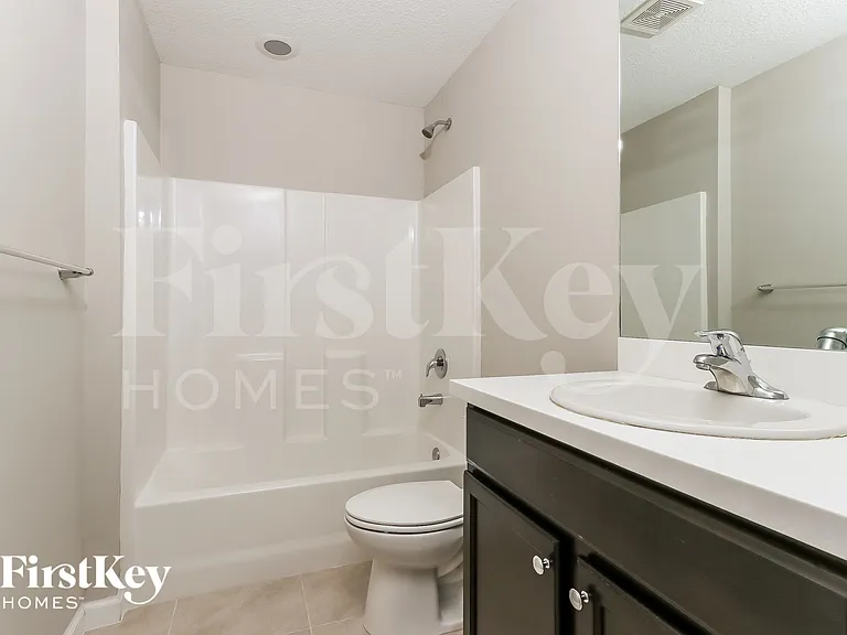 1426 SW Oriole Ln — Photo 13