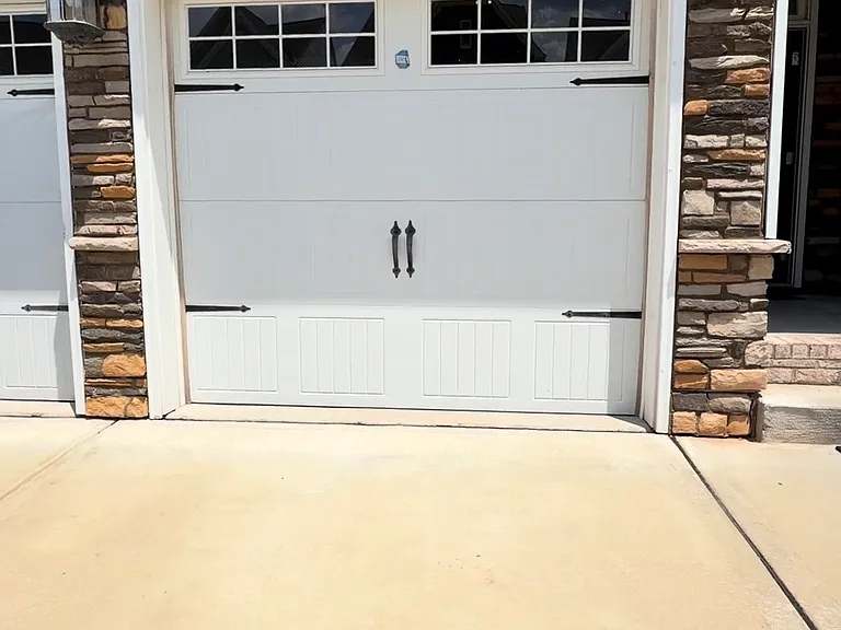 1113 Epiphany Rd — Photo 32