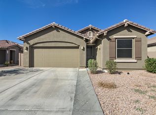 3072 E Silversmith Trl, San Tan Valley, AZ 85143