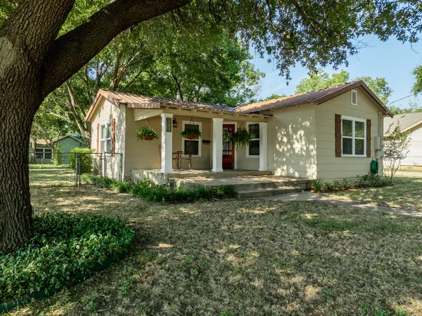 301 Goddard, West, TX 76691