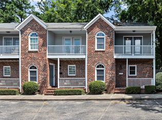 127 Olive Rd, Fayetteville, NC 28305