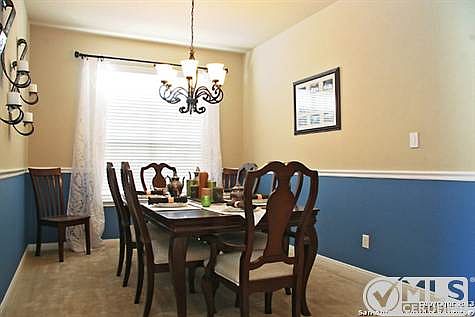 3rd image of 722 Lorimor Ct