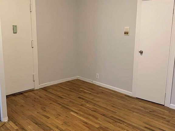 5th image of 3163 33rd St APT 8