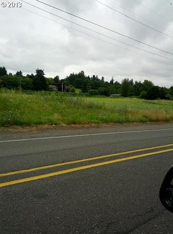 1st image of 176 SW Hewitt Ave