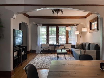 3255 S 10th St, Milwaukee, WI, 53215