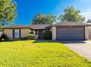 7903 Lumber Jack Dr, Houston, TX 77040
