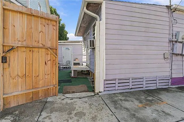 2 bed, 1.0 bath, 925 sqft, $1,550 — Photo 3