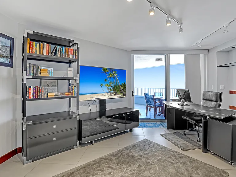 5200 N Ocean Dr #1902 — Photo 37