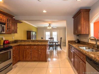 6194 Laurel Ln APT B, Tamarac, FL, 33319