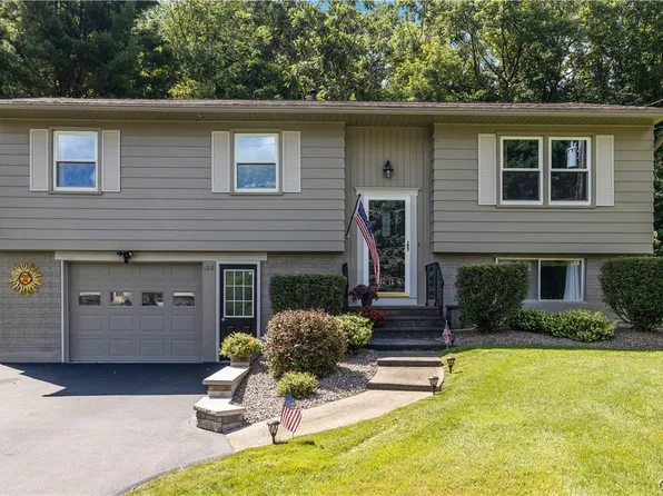 102 Hawthorne Way, Chittenango, NY 13037