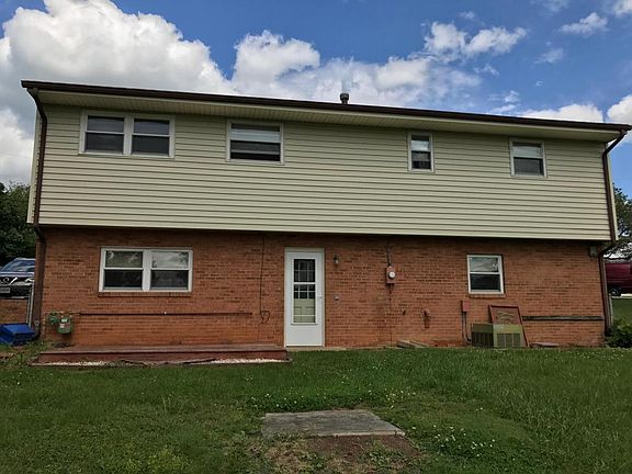 5th image of 649 E Augusta Ave