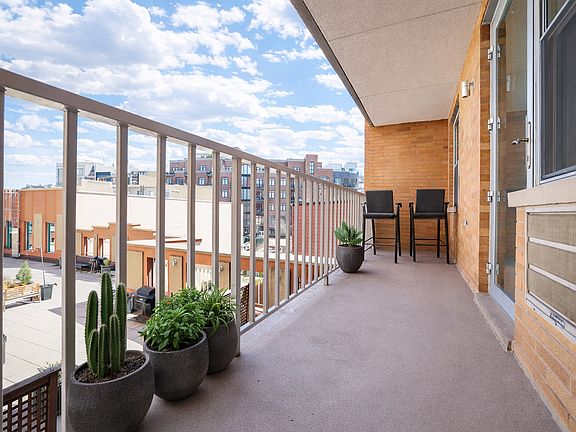 5th image of 234 Skillman Ave APT 5H