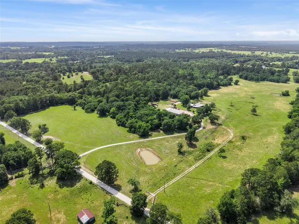 7781 County Road 227, Bedias, TX 77831