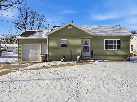 3rd image of 1122 N 3rd St