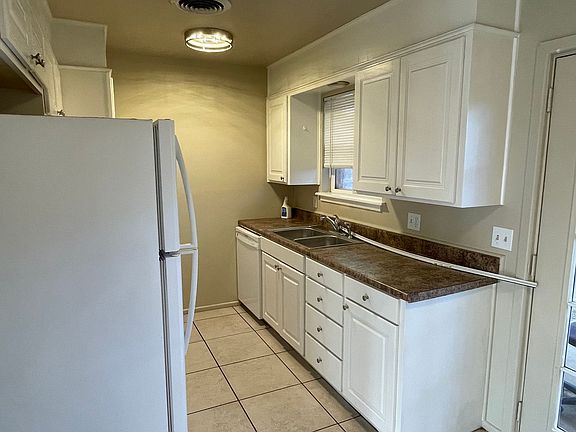 4th image of 1935 66th St Unit B