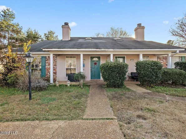 13 Meadowoods Cir, Jackson, MS 39211
