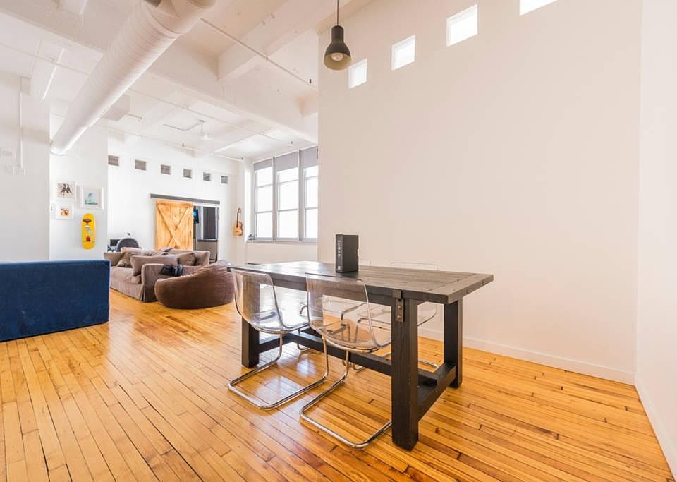 1st image of 1238 Callowhill St Suite 405