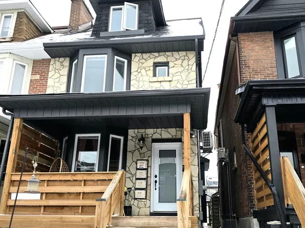 1399 Lansdowne Ave, Toronto, ON M6H 3Z9