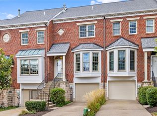 2008 Alden Dr, Pittsburgh, PA 15220