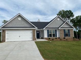 1122 River Mist Cir, Jefferson, GA 30549