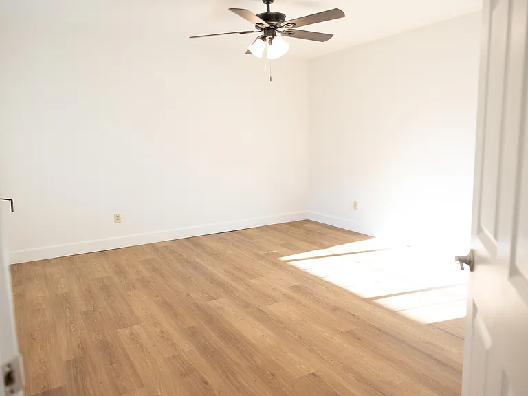 4709 Pinecastle Ave — Photo 16