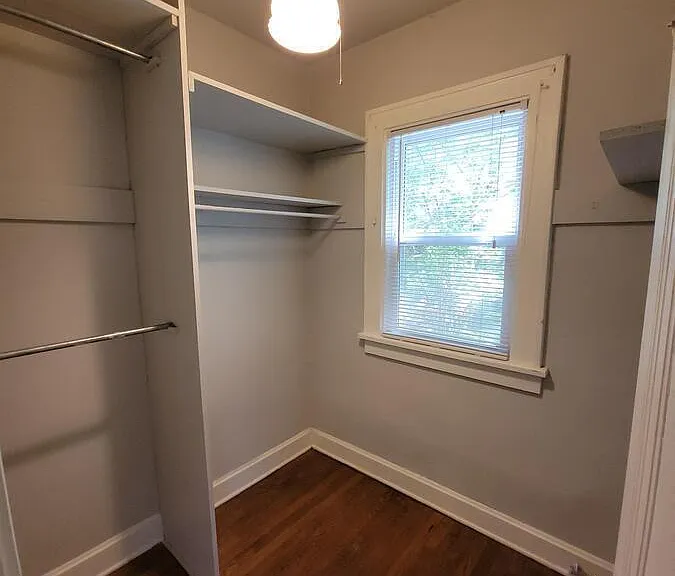 5805 Locust St — Photo 8
