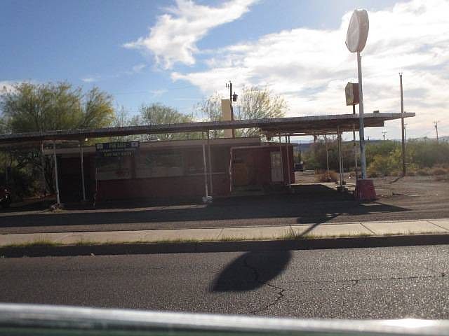 1st image of 540 N 2nd Ave