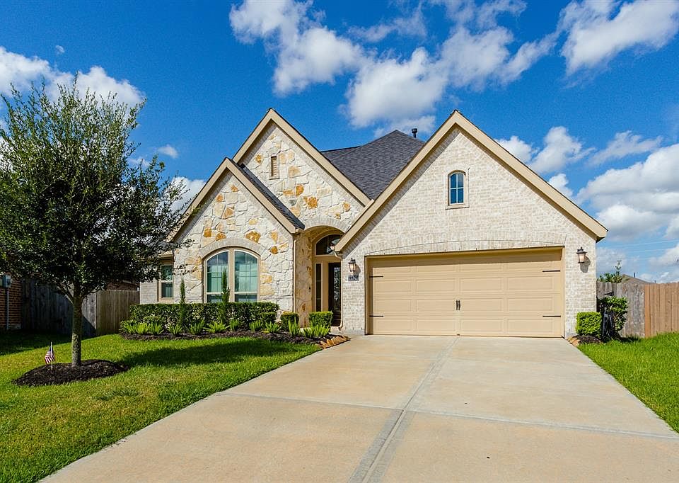 1st image of 22343 Slate Oaks Ln