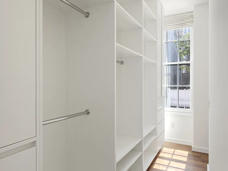 131 E 70th St #3 — Photo 12