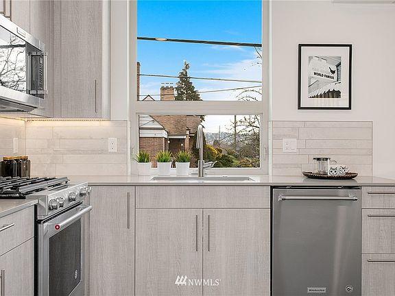 3rd image of 3400 A NW Market Street