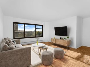 21-25 34th Ave #11B, Queens, NY 11106