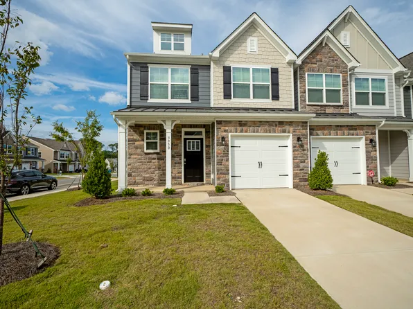 3950 Black Ct, Harrisburg, NC 28075