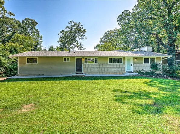 44 N Hartman Ave, Fayetteville, AR 72701