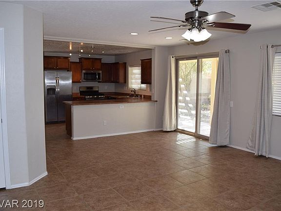 5th image of 9169 Mackanos Ave