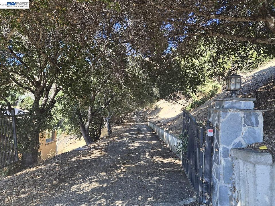 1st image of 0 Garin Ave