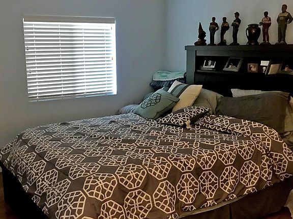 5th image of 1246 Buena Vista Dr #1246