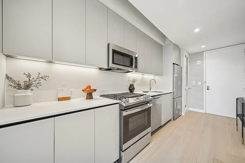 567 Fulton Street — Photo 4