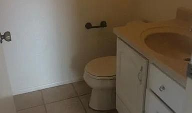 2nd image of 10289 Candlewood St #1