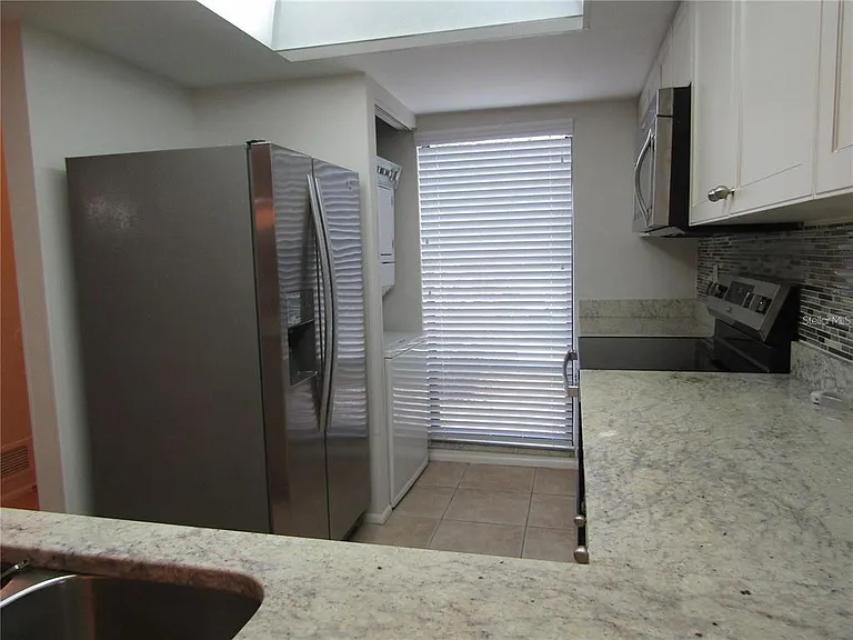 3021 Taywood Mdws #11 — Photo 5