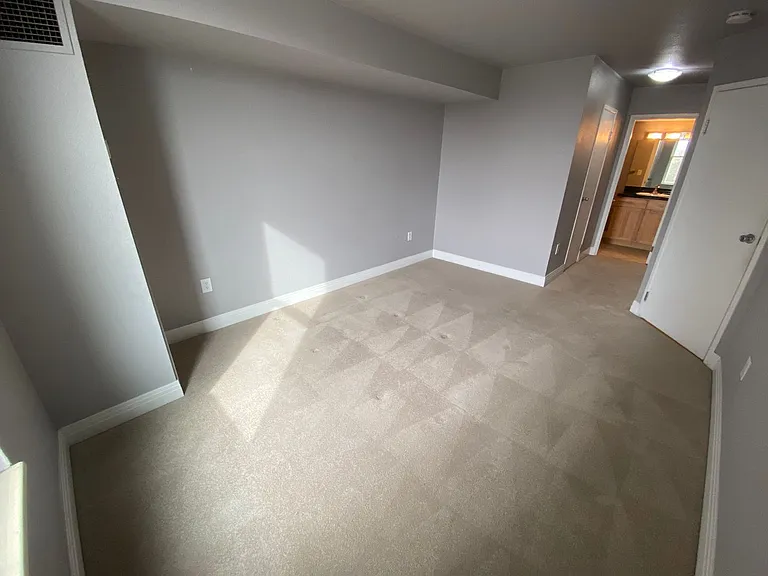 601 W 11th Ave #512 — Photo 12